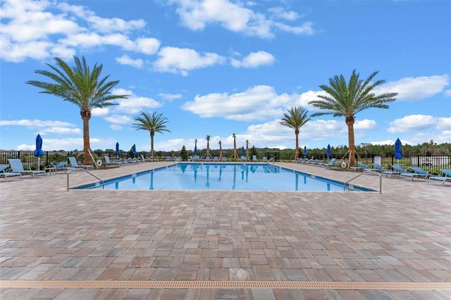 3515 NETTLE LOOP, Tavares, FL 32778