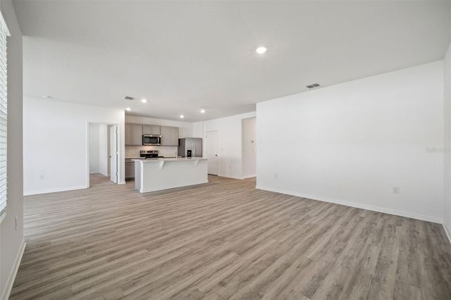 3515 NETTLE LOOP, Tavares, FL 32778