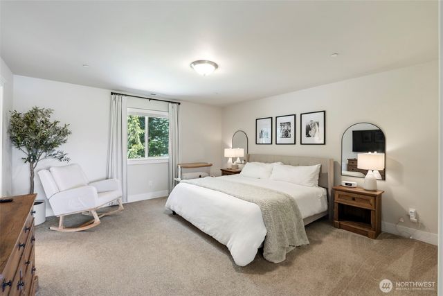 7617 Deschutes Woods Court SE, Olympia, WA 98501
