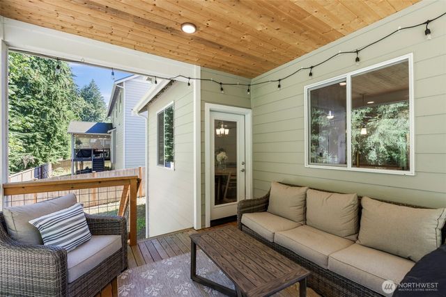 7617 Deschutes Woods Court SE, Olympia, WA 98501