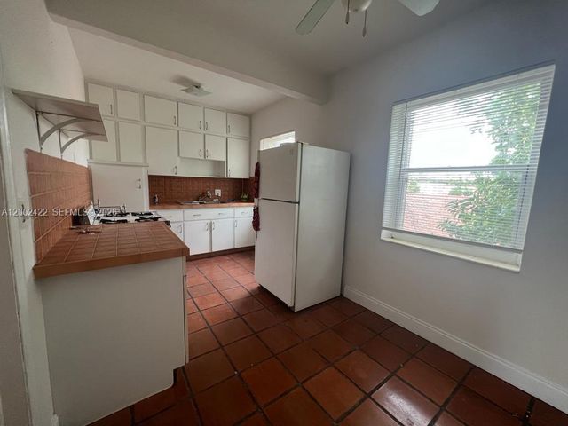 1421 SW 37th Ave 3, Miami, FL 33145