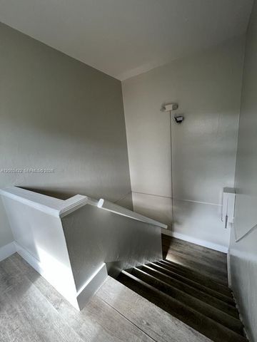 1421 SW 37th Ave 3, Miami, FL 33145