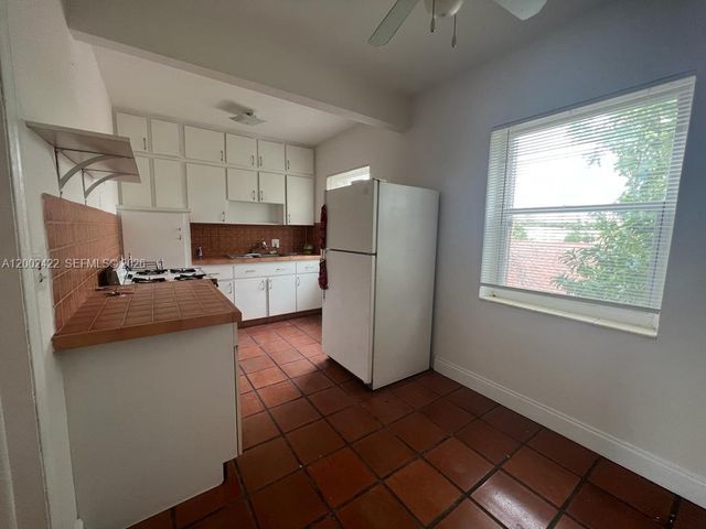 1421 SW 37th Ave 3, Miami, FL 33145