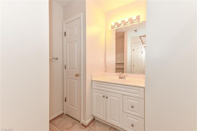 6 Mansfield Circle, Greensboro, NC 27455