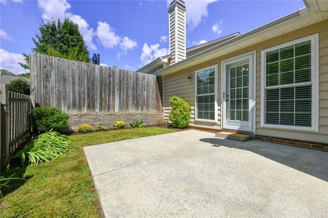 6 Mansfield Circle, Greensboro, NC 27455