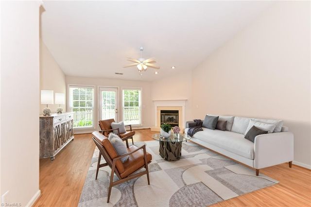 6 Mansfield Circle, Greensboro, NC 27455