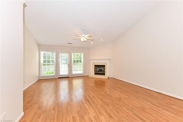 6 Mansfield Circle, Greensboro, NC 27455