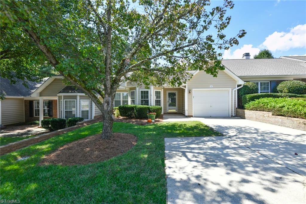 6 Mansfield Circle, Greensboro, NC 27455