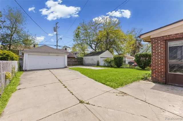 18236 Littlefield Street, Detroit, MI 48235