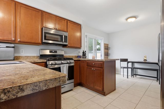 22507 Socia Street, St Clair Shores, MI 48082