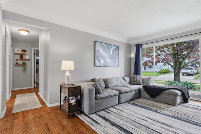 22507 Socia Street, St Clair Shores, MI 48082
