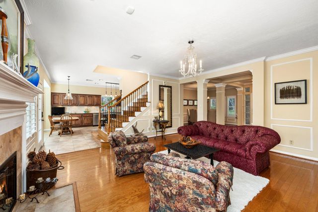 16107 Garden Hill Lane, Houston, TX 77095