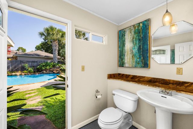 16107 Garden Hill Lane, Houston, TX 77095