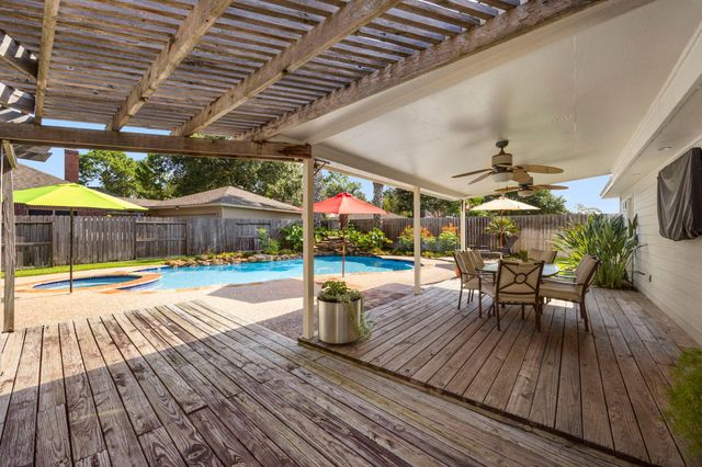 16107 Garden Hill Lane, Houston, TX 77095