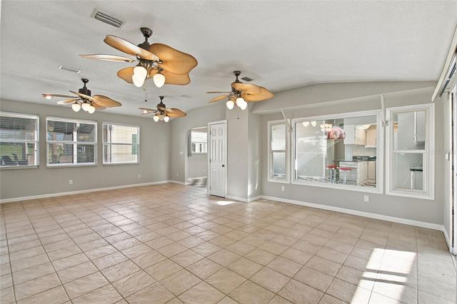 439 PAR PINES BOULEVARD, Davenport, FL 33837