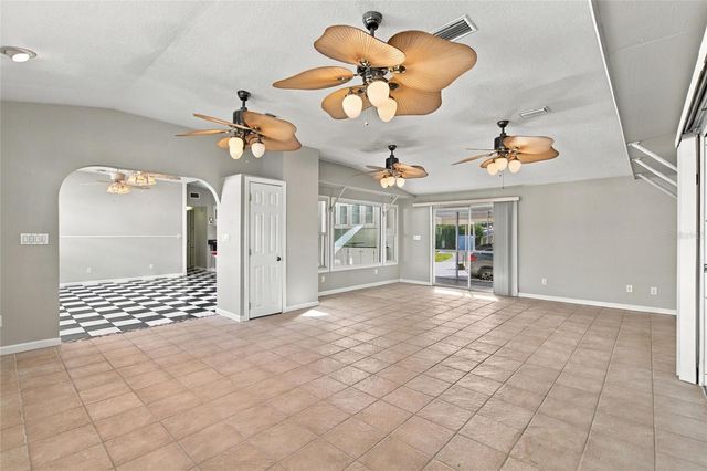 439 PAR PINES BOULEVARD, Davenport, FL 33837