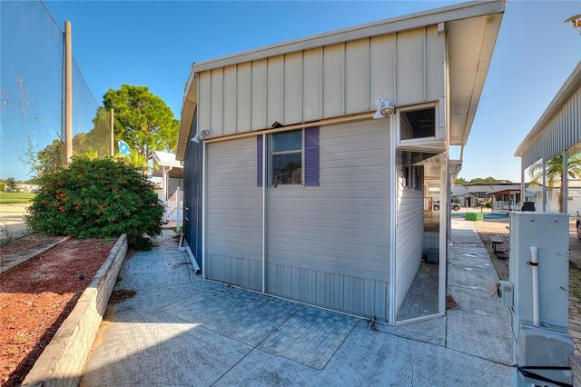 439 PAR PINES BOULEVARD, Davenport, FL 33837