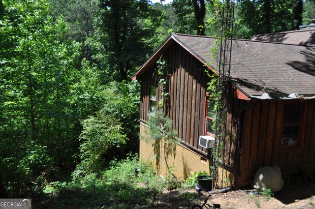 685 Rock Mills Road, Lagrange, GA 30240