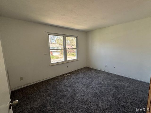 308 Las Olas Drive, Belleville, IL 62221