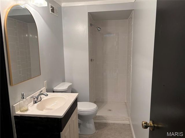 308 Las Olas Drive, Belleville, IL 62221