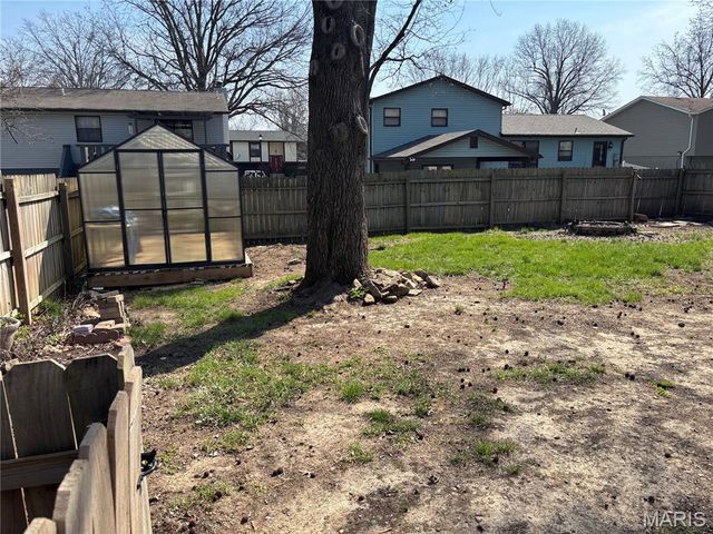 308 Las Olas Drive, Belleville, IL 62221