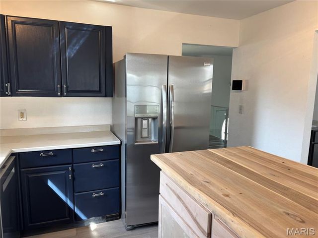 308 Las Olas Drive, Belleville, IL 62221