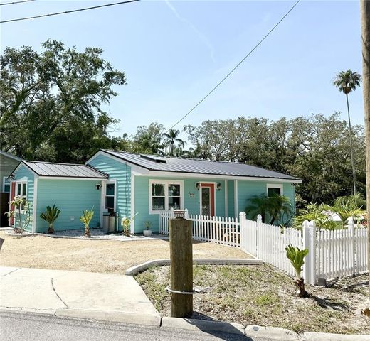 1838 SPRINGTIME AVENUE, Clearwater, FL 33755