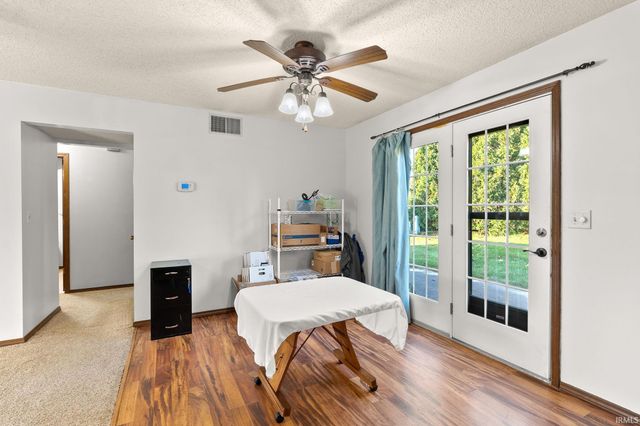 701 Riley Road, Kendallville, IN 46755