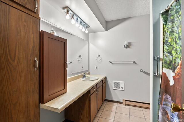 701 Riley Road, Kendallville, IN 46755