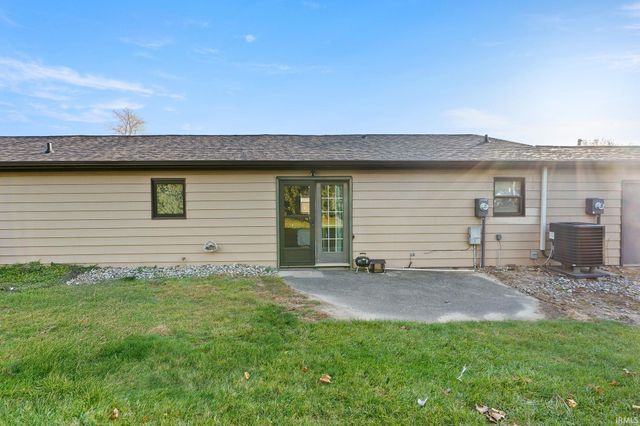 701 Riley Road, Kendallville, IN 46755