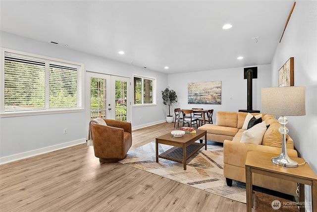 18714 McGhee Drive E, Bonney Lake, WA 98391