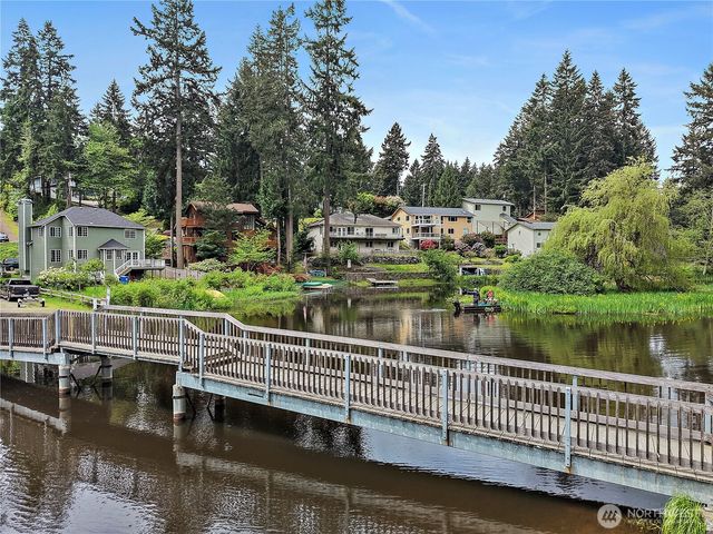 18714 McGhee Drive E, Bonney Lake, WA 98391