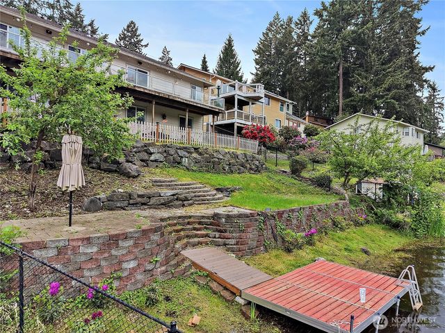 18714 McGhee Drive E, Bonney Lake, WA 98391
