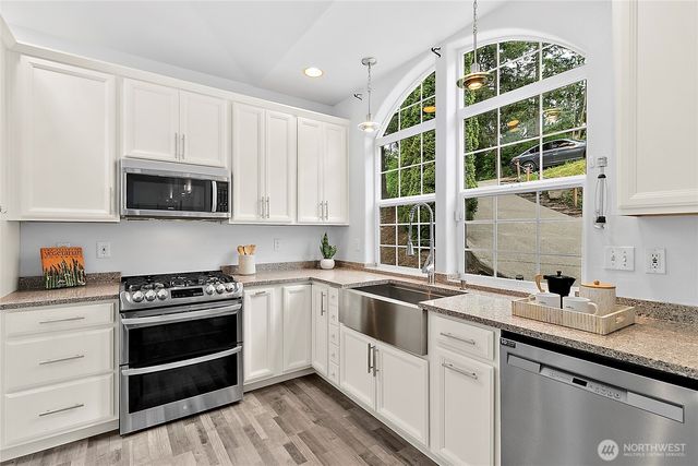 18714 McGhee Drive E, Bonney Lake, WA 98391