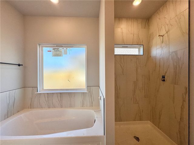 2761 Relaxation Avenue, Springdale, AR 72764