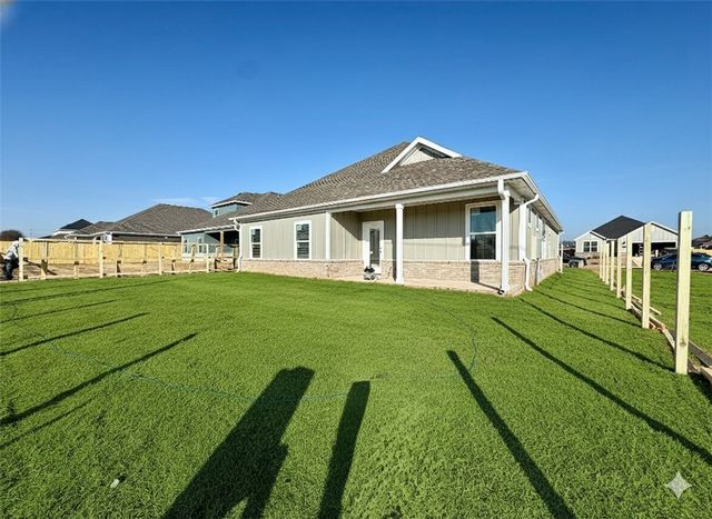 2761 Relaxation Avenue, Springdale, AR 72764