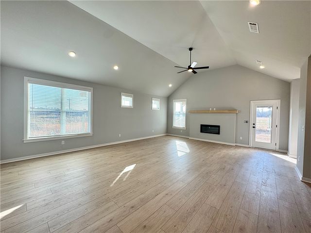 2761 Relaxation Avenue, Springdale, AR 72764