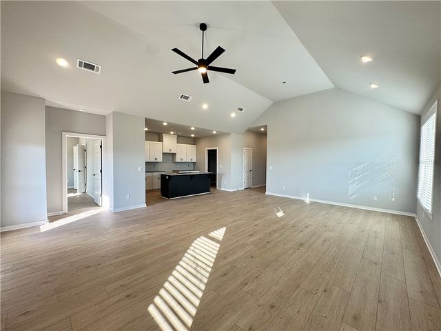 2761 Relaxation Avenue, Springdale, AR 72764