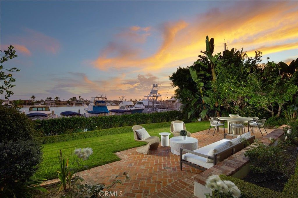 2572 Bayshore Drive, Newport Beach, CA 92663 — photo 2