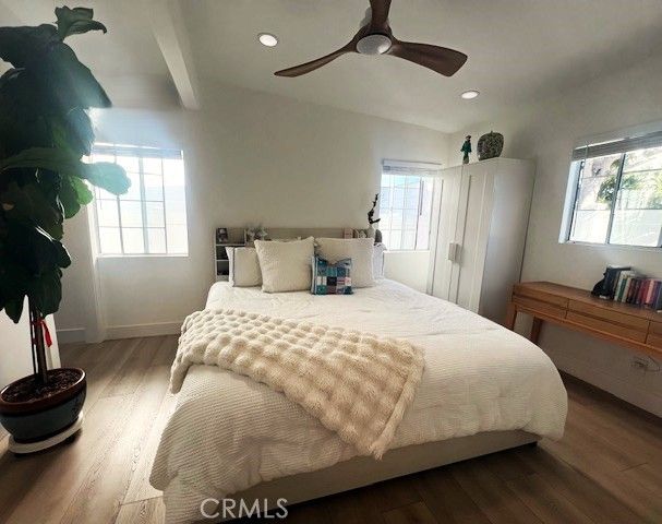 100 Yorktown, Newport Beach, CA 92660