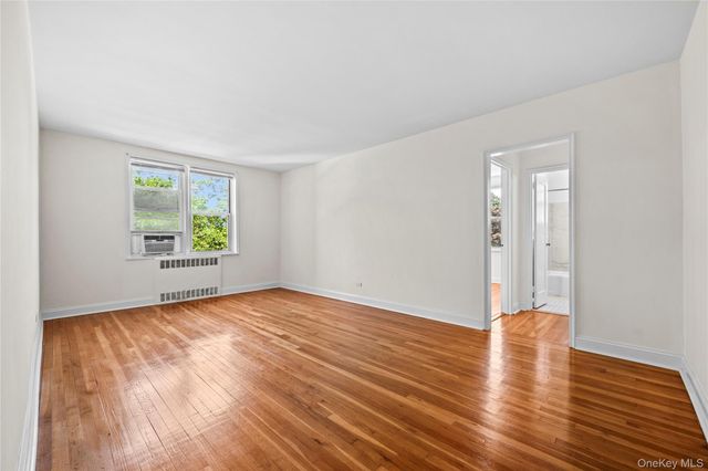 5621 Netherland avenue 4D, Bronx, NY 10471
