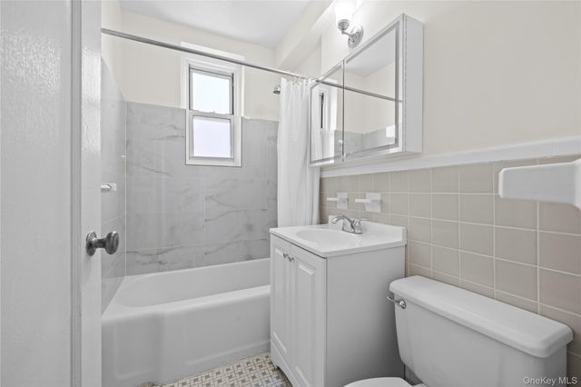 5621 Netherland avenue 4D, Bronx, NY 10471
