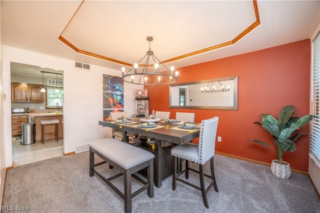 2218 Crestmont Drive, Girard, OH 44420