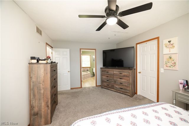 2218 Crestmont Drive, Girard, OH 44420
