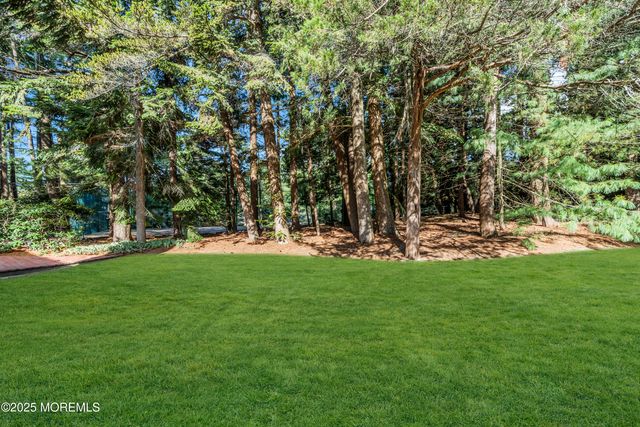 917 Riverview Drive, Brielle, NJ 08730