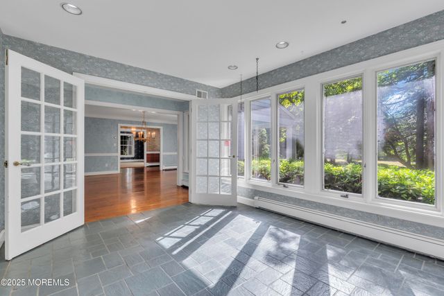 917 Riverview Drive, Brielle, NJ 08730