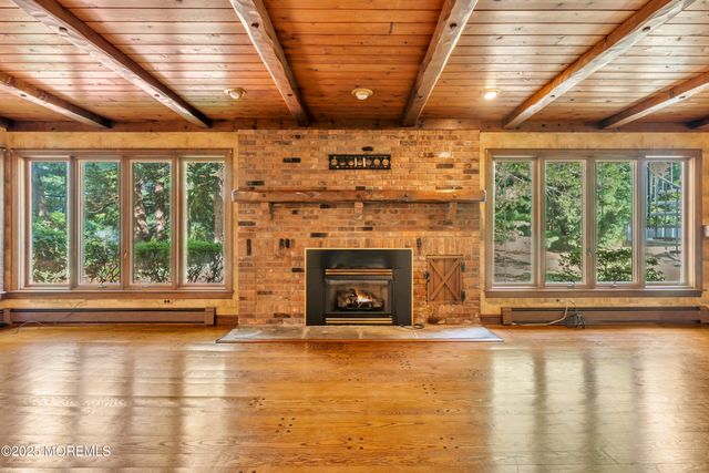 917 Riverview Drive, Brielle, NJ 08730