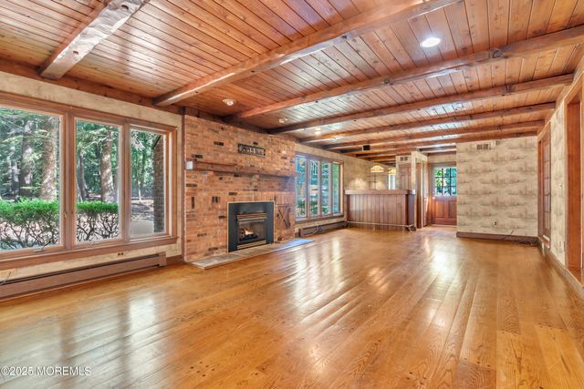 917 Riverview Drive, Brielle, NJ 08730