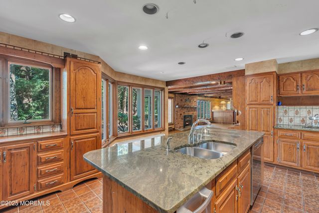 917 Riverview Drive, Brielle, NJ 08730