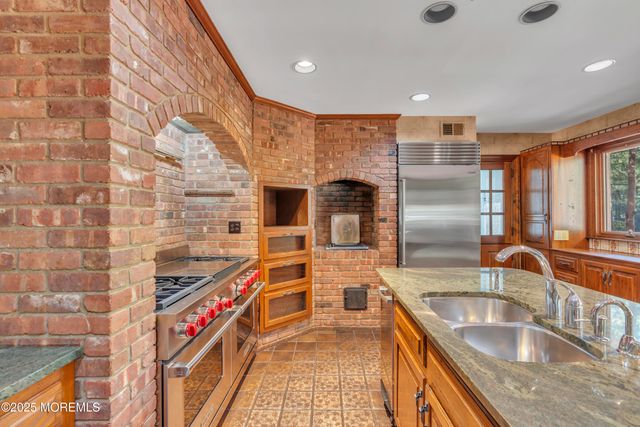 917 Riverview Drive, Brielle, NJ 08730